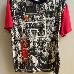 Michael Jordan Chicago Bulls Graphic Basketball Print Tee - Red VINTAGE